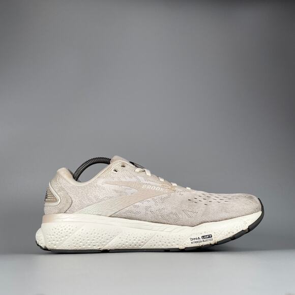 Brooks Ghost 16 Men\'s Size 10.5 D Beige Athletic Running Walking Shoes Sneakers